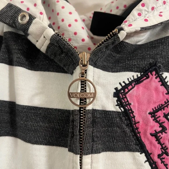 Volcom Black and White Striped Hoodie with Pink polkadot hood- women’s M - Picture 3 of 8